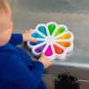 Розвиваюча іграшка Fat Brain Toys тактильна Кольорові пелюстки dimpl digits (F275EN) - Зображення 5