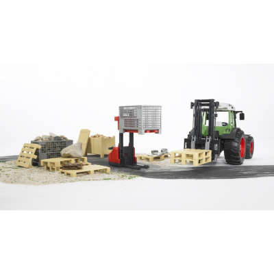 U0882540_3big Спецтехніка Bruder Трактор Claas Nectis 267F (02110)