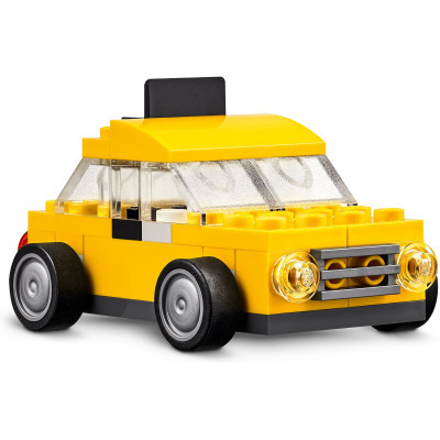 Конструктор LEGO Classic Творчі транспортні засоби 900 деталей (11036)