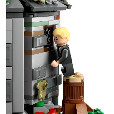 Конструктор LEGO Harry Potter Хатинка Геґріда: Несподівані гості 896 деталей (76428)