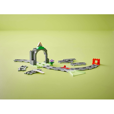 Конструктор LEGO DUPLO Town Додатковий набір. Залізничний тунель і колії (10425)