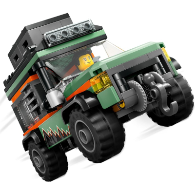 Конструктор LEGO City Позашляхова гірська вантажівка 4x4 (60447)