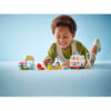 Конструктор LEGO DUPLO Town Швидка допомога та водій (10447)