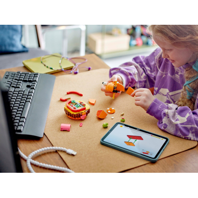 Конструктор LEGO Fortnite Durrr Burger (77070)