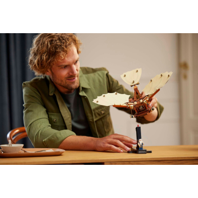 Конструктор LEGO Icons Літальний апарат Леонардо да Вінчі (10363)