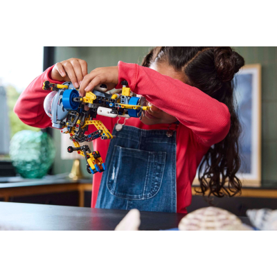 Конструктор LEGO Technic Глибоководний дослідницький підводний човен (42201)