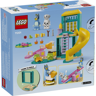 Конструктор LEGO Bluey Веселощі з Блуї та Хлоєю на ігровому майданчику (11201)