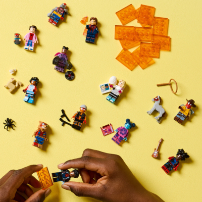 Конструктор LEGO Minifigures Людина-павук: Крізь Всесвіт (71050)