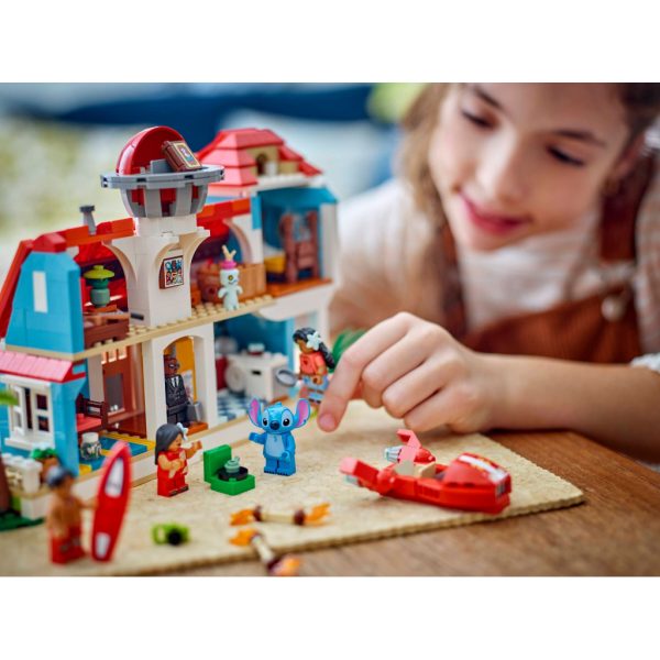 U1021011_9main Конструктор LEGO Disney Classic Пляжний будинок Ліло і Стіч (43268)