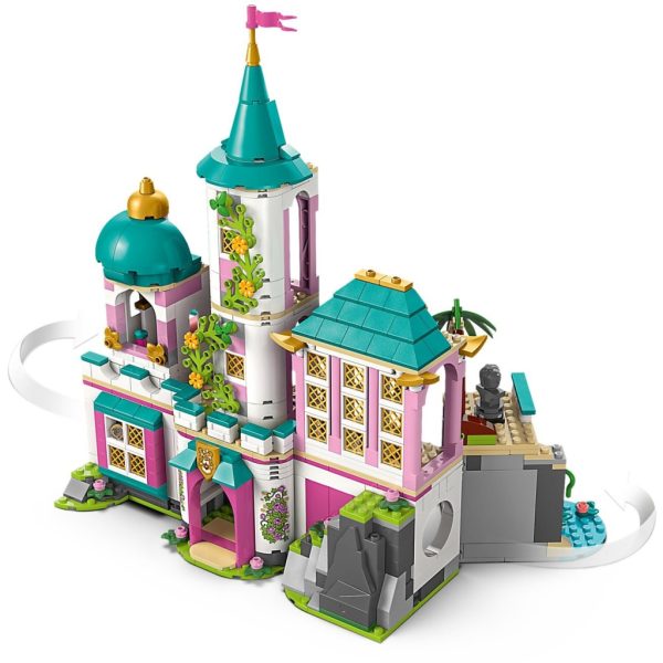 U1058153_4main Конструктор LEGO Disney Замок принцеси та королівські улюбленці (43267)