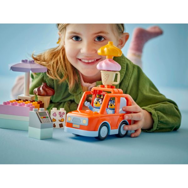 U1084481_6main Конструктор LEGO DUPLO Bluey Подорож із морозивом із Блуї (10458)