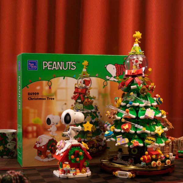U1098938_5main Конструктор Pantasy Snoopy Різдвяна ялинка (86909)