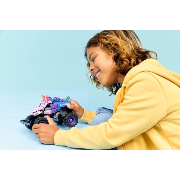 U1134522_8main Конструктор LEGO Technic Monster Jam Sparkle Smash із функцією «Pull-Back» (42220)