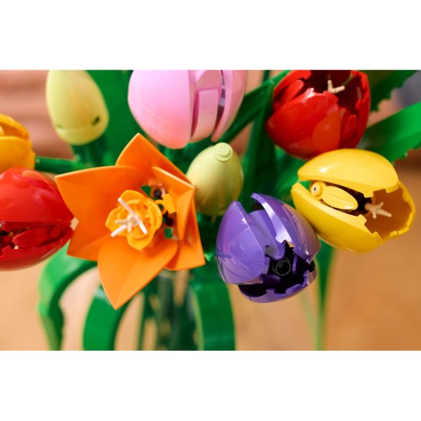 Конструктор LEGO Botanicals Букет тюльпанів (11501)